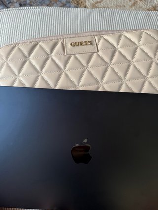 MacBook Air M3 13 pollici Mezzanotte