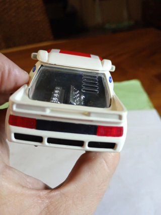 Scalextric Ford RS 200 Rally 4x4 traccion 4 ruedas