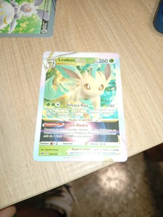 Carta Pokémon Leafeon VASTRO 260 HP