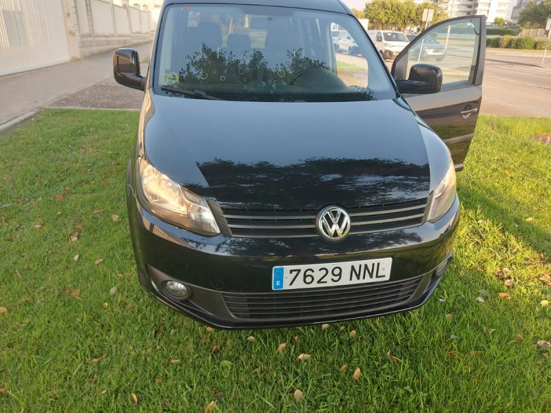 Volkswagen Caddy 2012 - foto 1