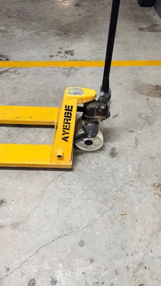 Traspaleta 2500 kg AYERBE