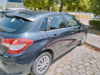 Citroen C4 2011