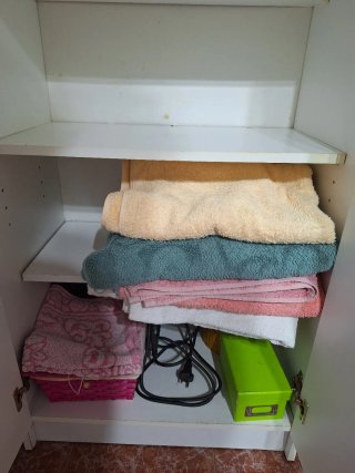 Estantería blanca multiusos
