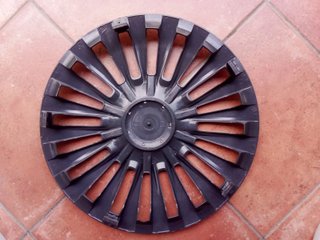 Borchia Copricerchio “G3” universale 15”