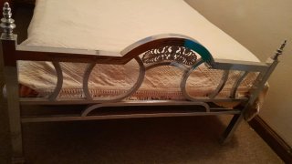 Cama de Niquel