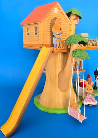 TreeHouse Sylvanian Families