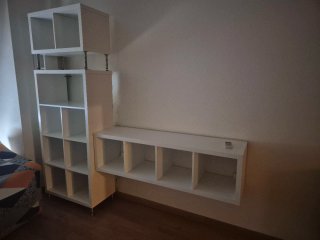 Mueble de salón blanco