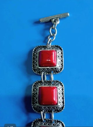 Pulsera Vintage con Piedras Rojas plateado