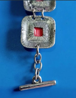 Pulsera Vintage con Piedras Rojas plateado