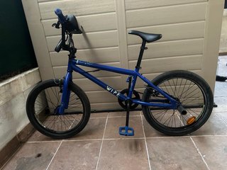 Bici BMX azul