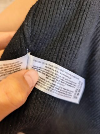 Vestido negro de punto canalé Primark