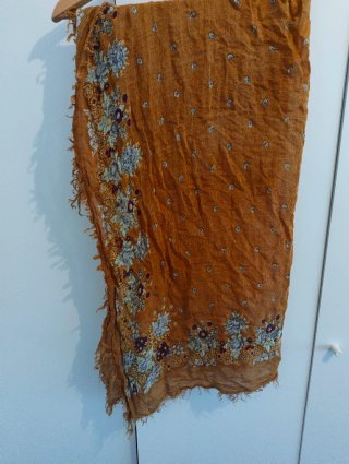 Pañuelo estampado floral naranja