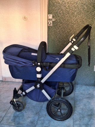 Carrito Bugaboo Camaleon azul completo. No envío.