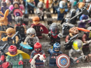 Lote 60 Figuras Lego Marvel