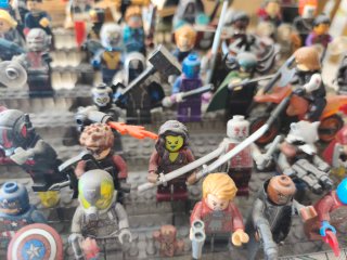 Lote 60 Figuras Lego Marvel