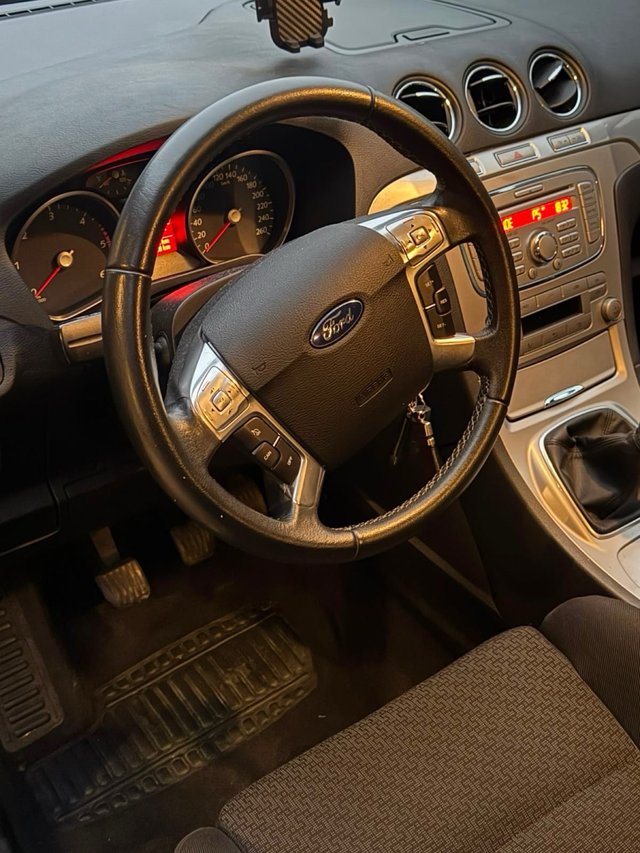 Ford S-MAX 2009