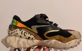 Zapatillas EXE Cuero Galácticas Negro/Oro