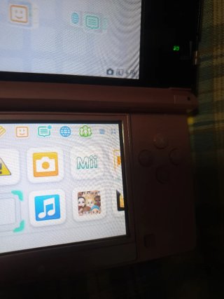 Nintendo 3DS Rosa con Cargador