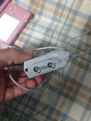 Nintendo 3DS Rosa con Cargador