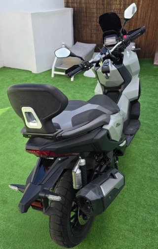 OFERTA: Honda ADV 350 Maxi Scooter Gris Mate Nueva