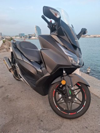 Honda Forza 125 Sport Negra