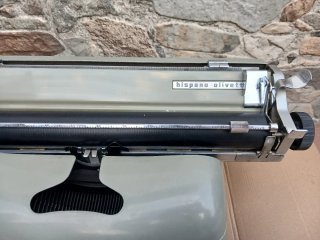 Máquina de escribir Hispano Olivetti Lexicon 80