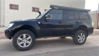 Mitsubishi Montero 2006