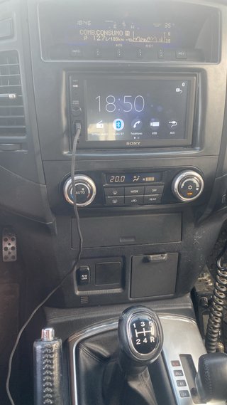 Mitsubishi Montero 2006