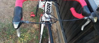 Bicicleta Giant Defy Blanca y Roja