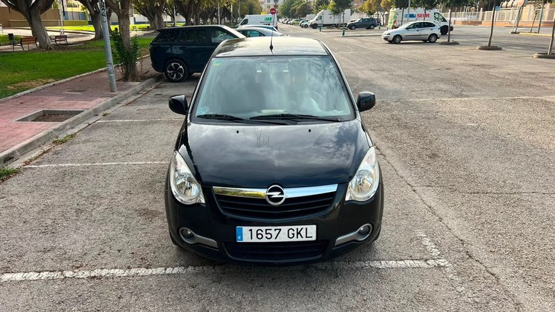 Opel Agila 2009 - foto 1