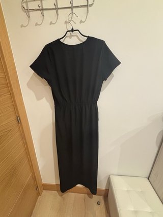 Vestido negro largo ligero