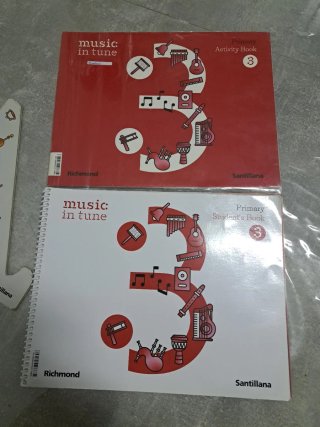 Libro y Activity Book Música Primaria 3