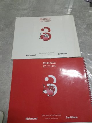 Libro y Activity Book Música Primaria 3