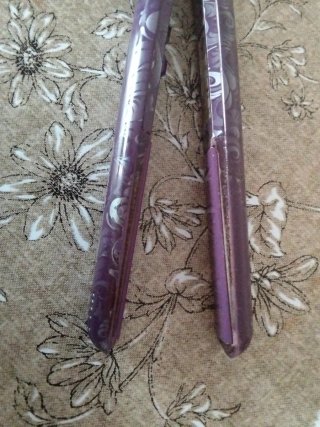Planchas GHD Moradas con Diseño Floral