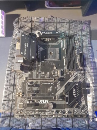 MSI B450 Tomahawk MAX placa base