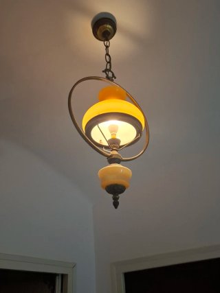 Lámpara colgante de cristal y metal