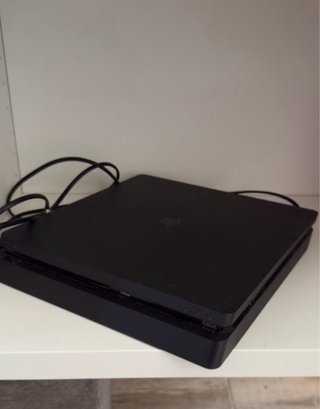PS4 (PlayStation 4) Negra