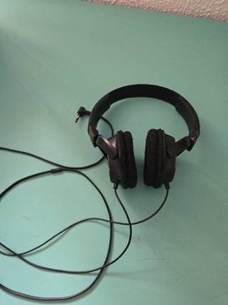 Lote 9 Cascos y Auriculares + 2 Regalo