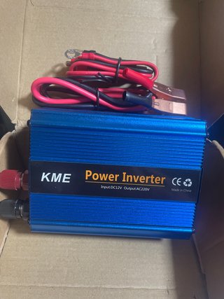 Inversor de Corriente KME 12V a 220V