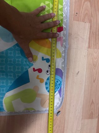 Manta de juego infantil con animales