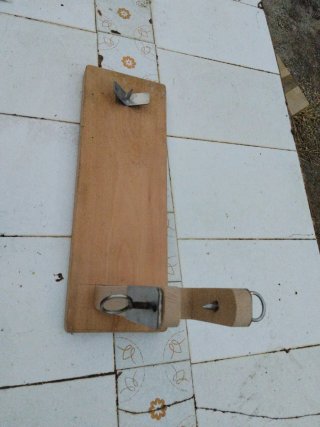 Jamonero de madera