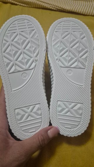 Botines niña negros con dibujos