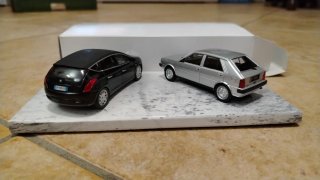 Coppia modellini Lancia Delta 1:43