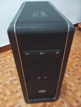 PC Ryzen 3200 32GB RAM 450GB SSD Windows 10