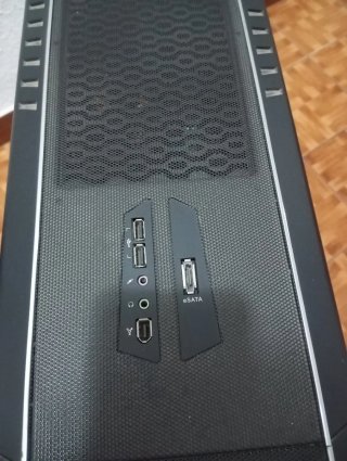 PC Ryzen 3200 32GB RAM 450GB SSD Windows 10