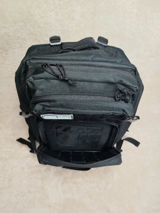 Mochila Táctica Militar Negra avion gym 45L.