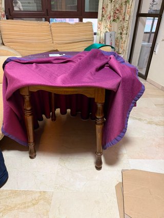 Mueble de salón de madera oscura
