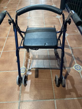 Andador Ortopédico Plegable con Asiento