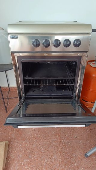 Cocina de gas con horno marca orbegozo