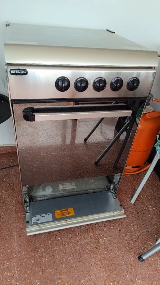 Cocina de gas con horno marca orbegozo